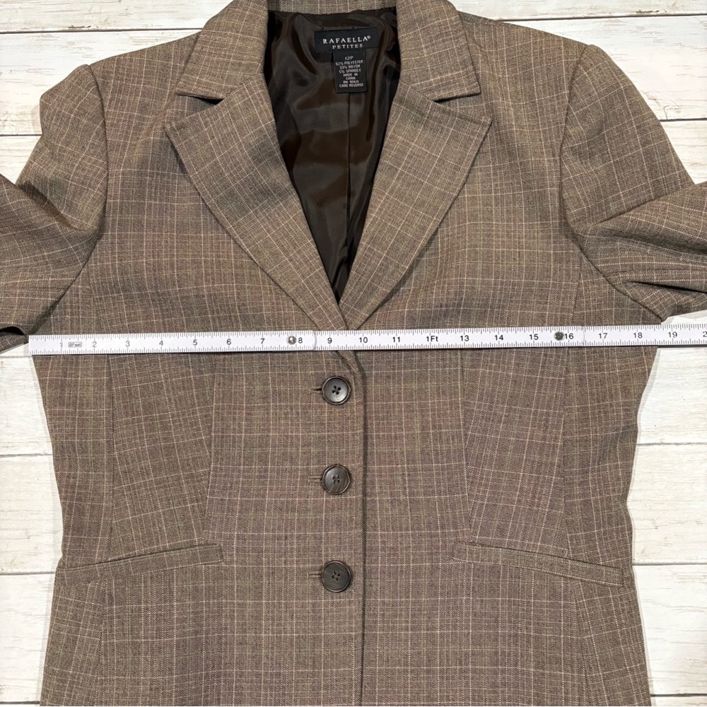 Rafaella 12 Petite Brown Plaid 2 Piece Blazer & Pant Suit - Picture 5 of 13